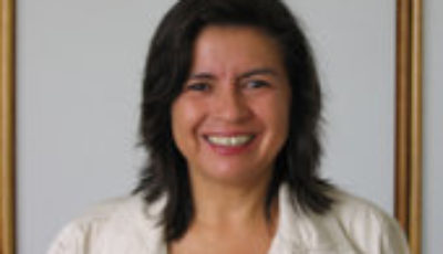 Irene León