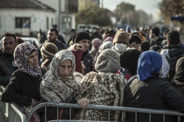 Imagen de un grupo de refugiados en Presevo